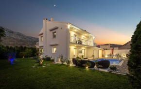 Villa Irresistible